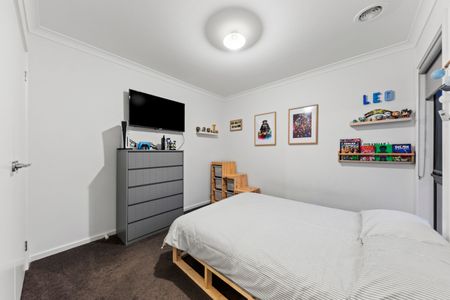 Picture Perfect on Cinema St! - Photo 5