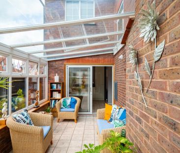 4 bedroom detached house to rent - Photo 5