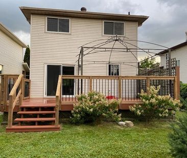 For Lease - 16 Rosenfeld Drive, Barrie, Ontario - Photo 3