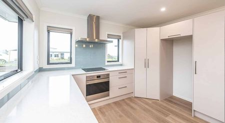 Tempting on Tirimoana - Photo 4