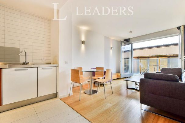 1 bedroom flat to rent - Photo 1