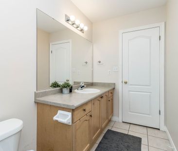 For Lease - 2229 Walker's Line Unit# 27, Burlington, Ontario - Photo 1