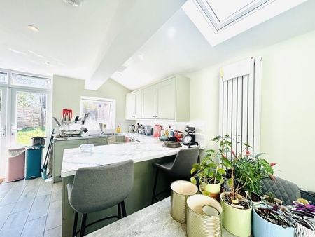 Double Room All Bills Garden – Fully Furnished – Close To Elizabeth Line - Photo 4