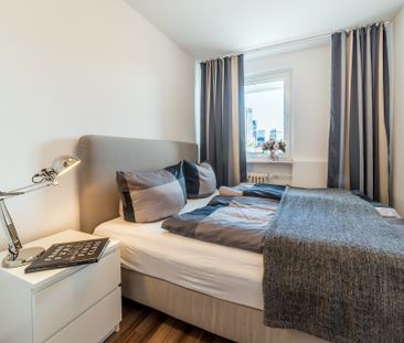 City-Residence: Schick eingerichtete Wohnung mit Skylineblick in se... - Photo 1