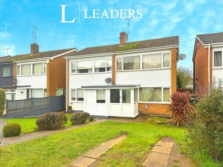 3 bedroom semi-detached house to rent - Photo 5