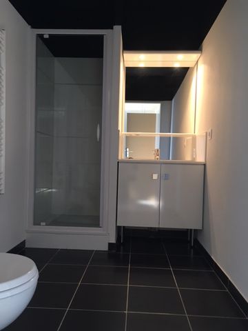Location Appartement 2 pièces 36m² - Photo 2