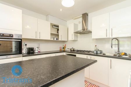 1 bed Shared House for Rent - Photo 5