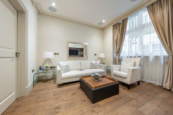 Hertford Street - Photo 1