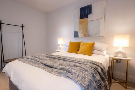 3 bedroom serviced apartment to rent - Photo 2