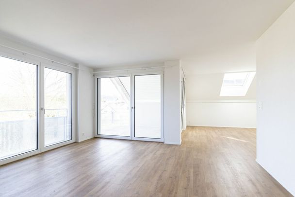 Moderne 4.5-Zimmerwohnung im Erdgeschoss in Leuzigen zu vermieten - Photo 1