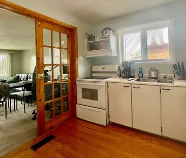 For Lease - 704 Claude Street Unit# Unit B, Overbrook - Castleheigh... - Photo 2