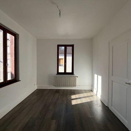 Location Appartement 2 pièces 47m² - Photo 4