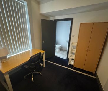 Salisbury Road, Liverpool, L15 - Photo 5