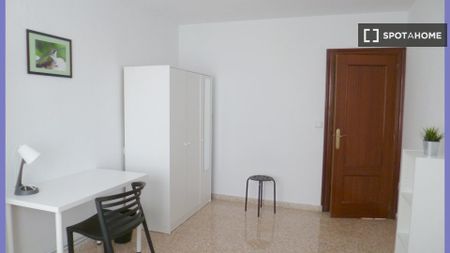 zaragoza, Aragon 50018 - Photo 2