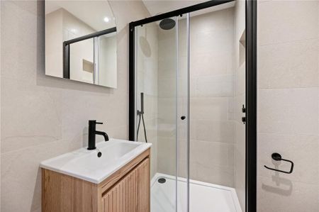 1 bedroom property to rent - Photo 2