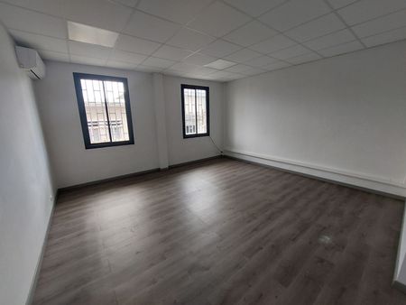 Location bureaux 7 pièces, 184.00m², Fort-de-France - Photo 5