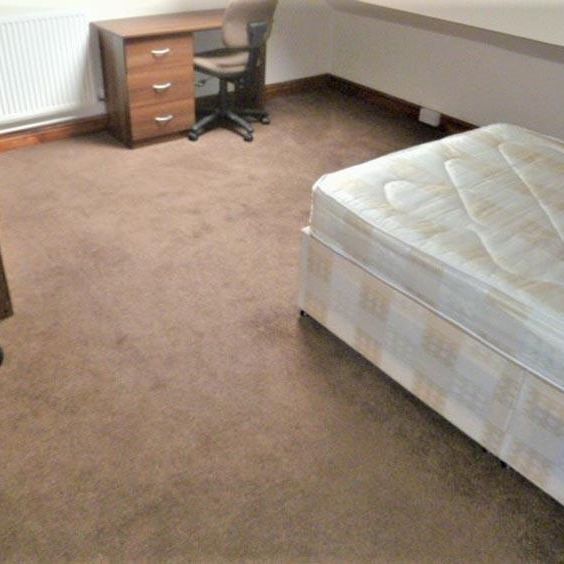 4 bedroom house to rent - Photo 1