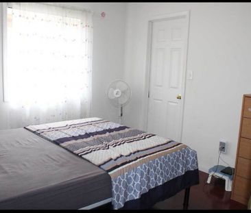 For Lease - 12 Worthington Avenue Unit# Main, Brampton, Ontario - Photo 5