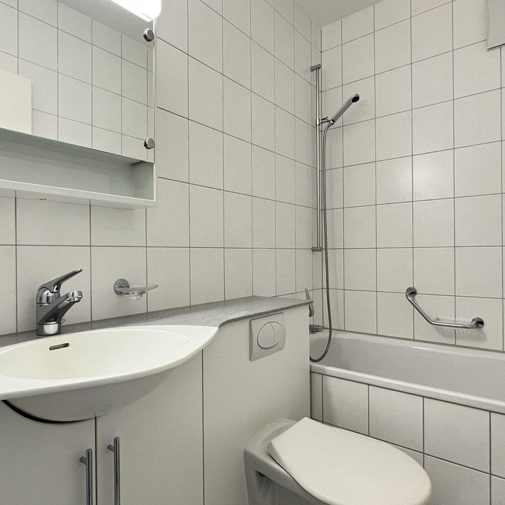 Ruhige Single-/Pendlerwohnung nähe Bahnhof SBB - Foto 1