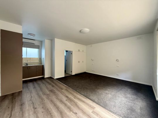 62 Carlisle Street ST KILDA - Photo 1