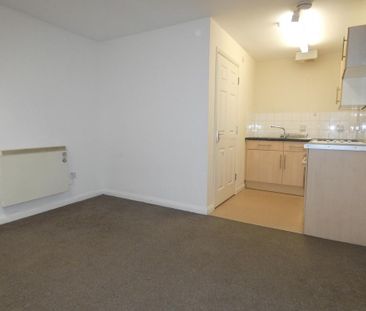 Studio to rent - Photo 3