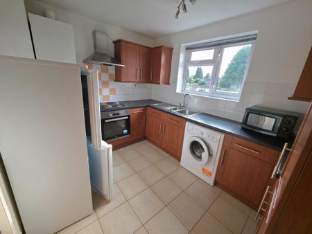 1 bedroom apartment to rent - Photo 4