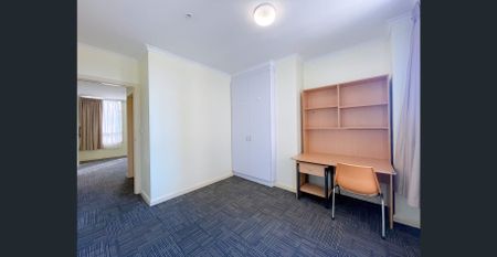 Affordable Property in Melbourne CBD with Spectacular Views and Prime Location! - Photo 5