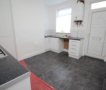 3 bedroom terraced house to rent - Photo 6