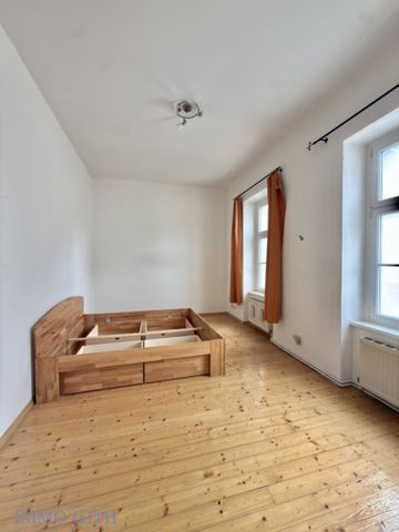 NAHE MARKTPLATZ PERCHTOLDSDORF: CHARMANTE 2-ZIMMER-ALTBAUWOHNUNG IN RUHIGER HOFLAGE MIT SEPARATER KÜCHE & BEGEHBAREM SCHRANKRAUM IM HISTORISCHEN „EISENBÖCKHOF"! - Photo 5