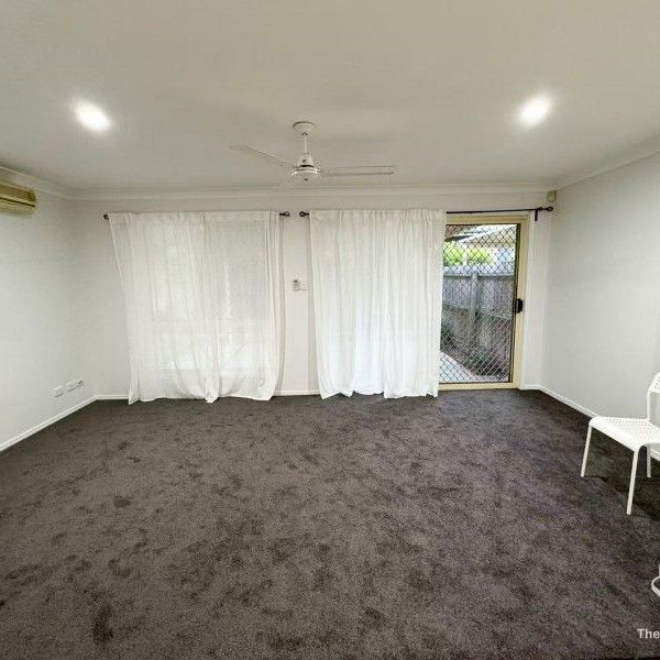 Peaceful Fully Furnished Living - Photo 1