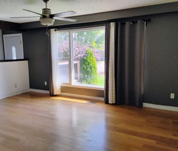 For Lease - 418 Little Avenue Unit# Main Level, Barrie, Ontario - Photo 3