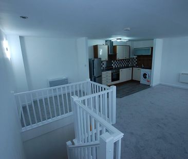 1 bedroom penthouse to rent - Photo 4