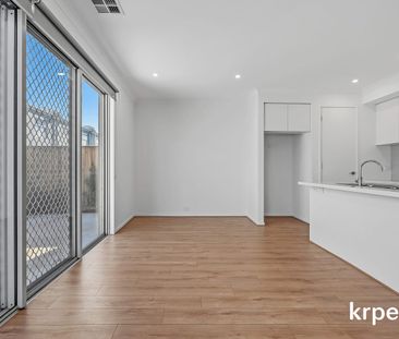 Modern Family Living in a Quiet Officer Location - Photo 2