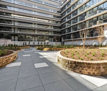 Welcome to The Parade! - Photo 1