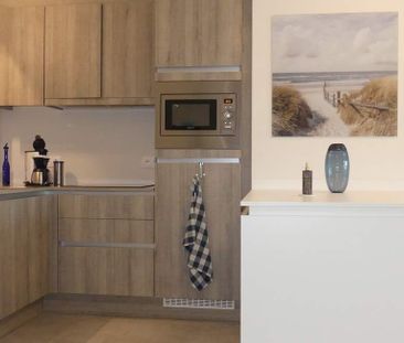 Appartement te huur in Oostduinkerke voor € 960 met 1 slaapkamer - Photo 1