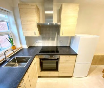 Recently Refurbished 1 Bed Maisonette To Let in Guildford - Photo 6