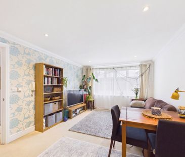 1 bedroom Flat in Mallard Place, Farnborough - Photo 4
