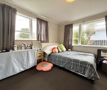 4-bedroom house in Wainuiomata Lower Hutt. - Photo 6