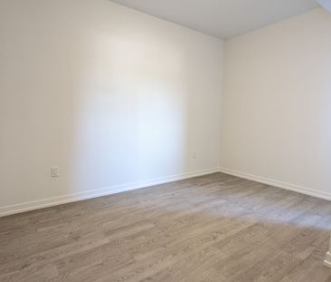For Lease - 8868 Yonge Street Unit# 325E, Richmond Hill, Ontario - Photo 4