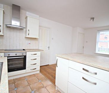 Fife Avenue, Chester Le Street - Photo 1