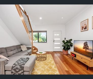 3/7B Carrol Street, Reservoir VIC 3073 - Photo 1