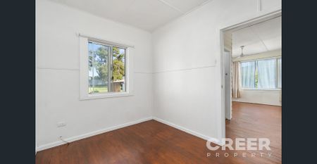 CUTE AND CONVENIENT FAMILY HOME - Photo 4