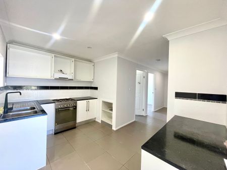 3 Bedroom Family Home in Green Valley - Photo 5