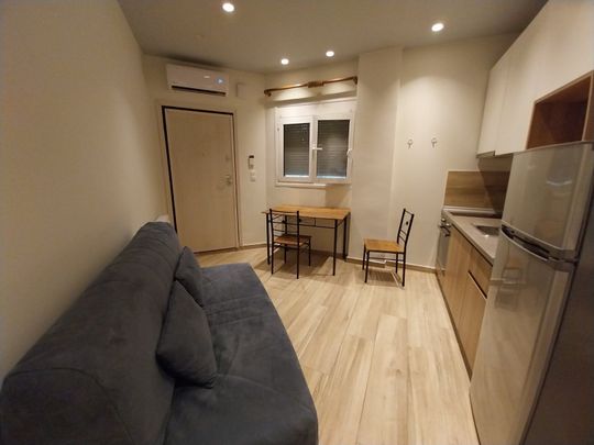 Studio/Γκαρσονιέρα για ενοικίαση Κέντρο (Χαριλάου) - Φωτογραφία 1