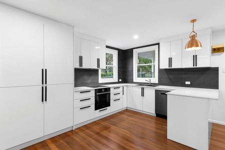 85 Jilba Street, Indooroopilly QLD 4068 - House For Rent | Domain - Photo 5