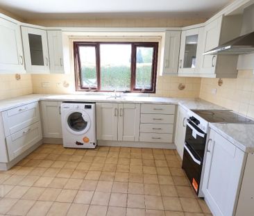 15 Tulnagall Road, Dungannon, BT70 3LR - Photo 3