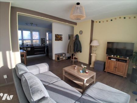 Saint-quentin - F 5 - BALCON CAVE ET PARKING - Photo 4