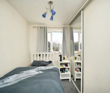 1 bedroom Property to rent - Photo 2