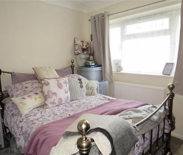 2 bedroom maisonette to rent - Photo 3
