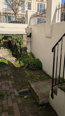 3 bedroom apartment to rent - Photo 3